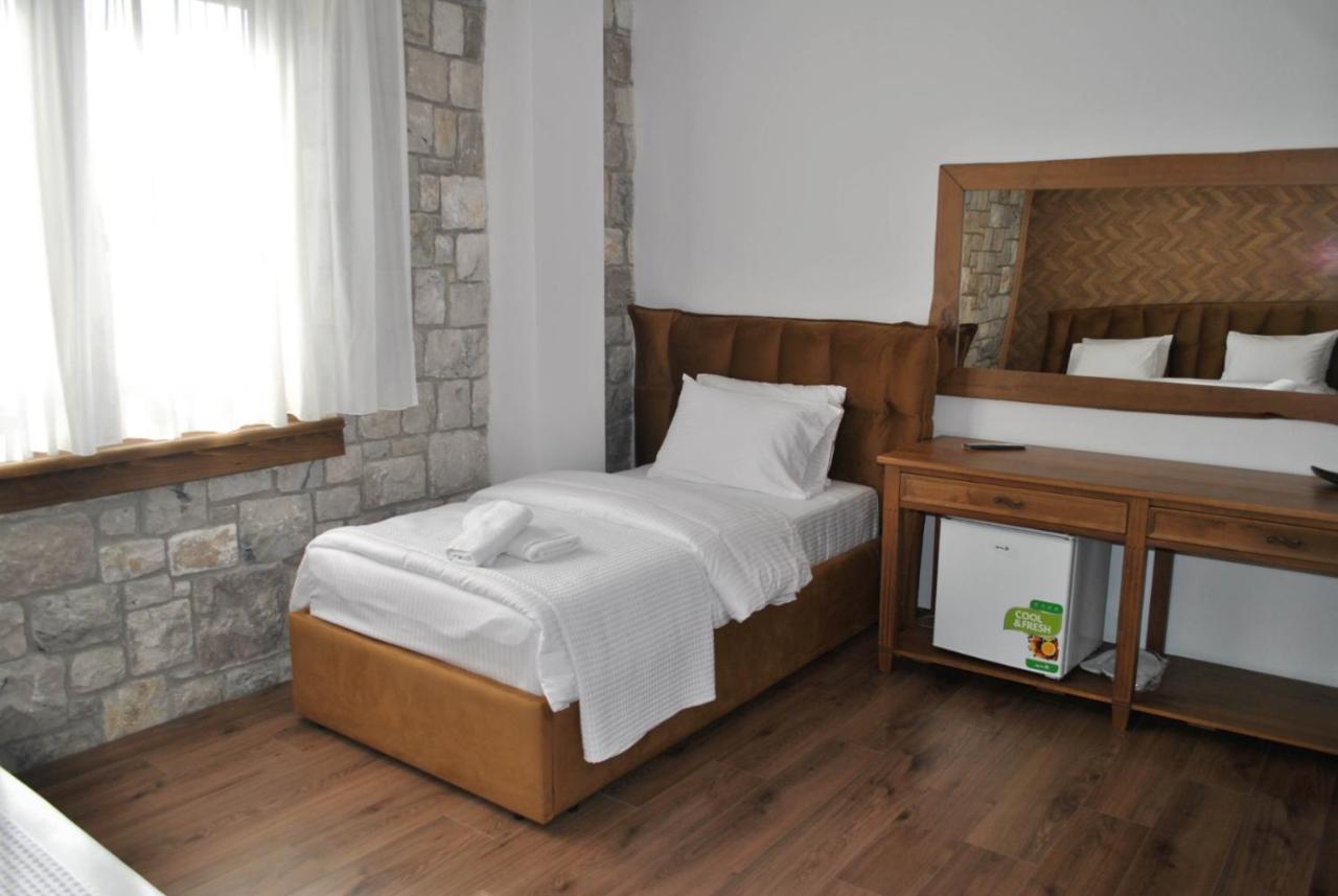 Boutique Vila Fidani Voskopoje Bagian luar foto